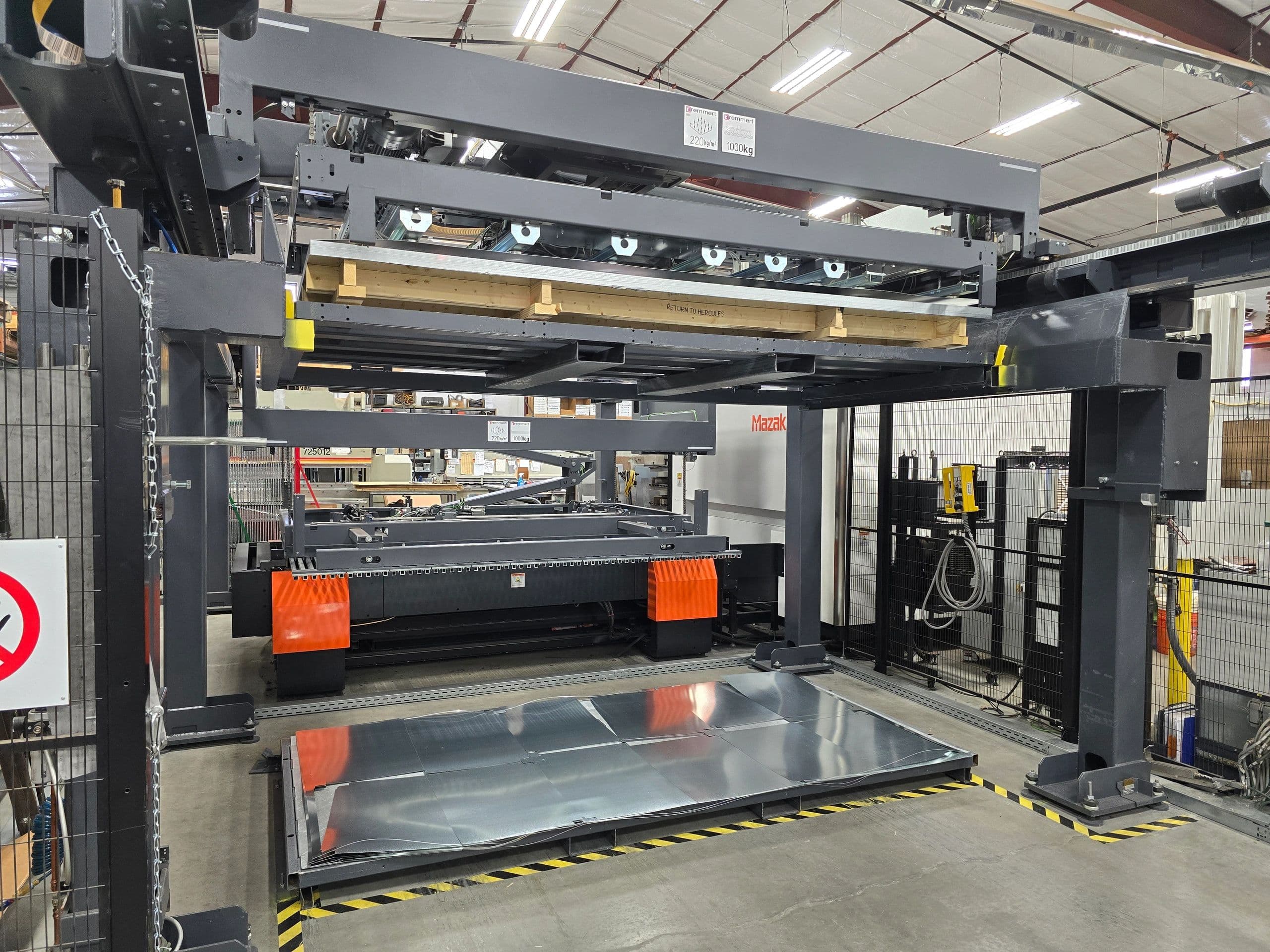 Mazak Optiplex fiber laser cutting cell